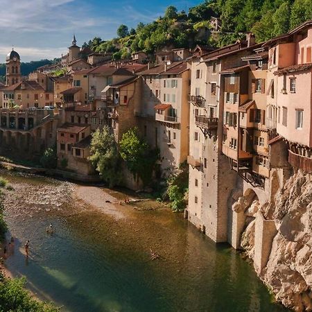 Maison Suspendue Avec Jacuzzi Privatif Pont-en-Royans Bagian luar foto