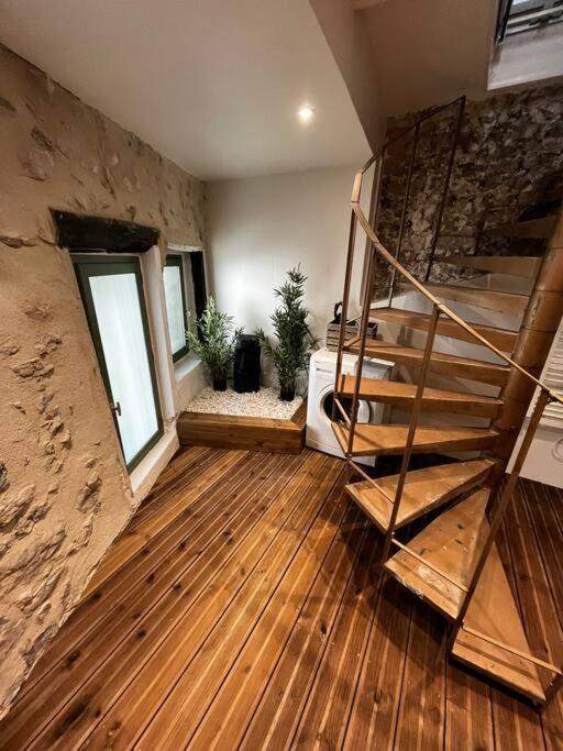 Maison Suspendue Avec Jacuzzi Privatif Pont-en-Royans Bagian luar foto